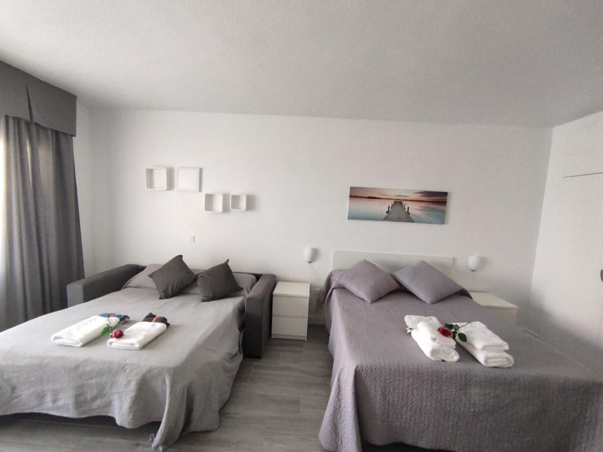 Estudio Benalbeach Primera Linea De Playa Benalmádena Exterior foto