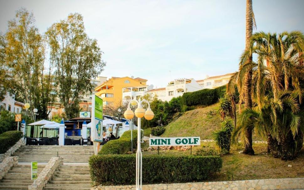 Estudio Benalbeach Primera Linea De Playa Benalmádena Exterior foto
